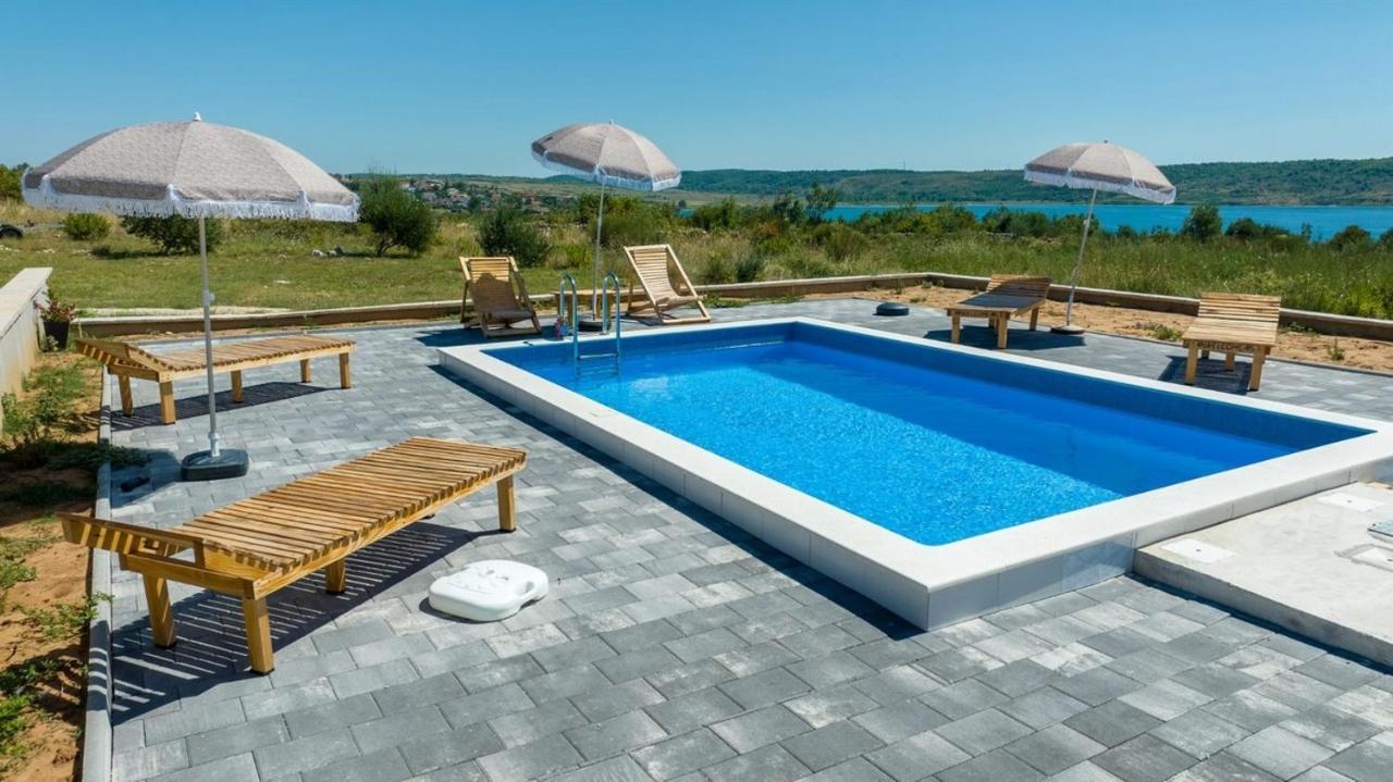 Family Friendly Apartments With A Swimming Pool Rtina - Stosici, Zadar - 21450 ภายนอก รูปภาพ